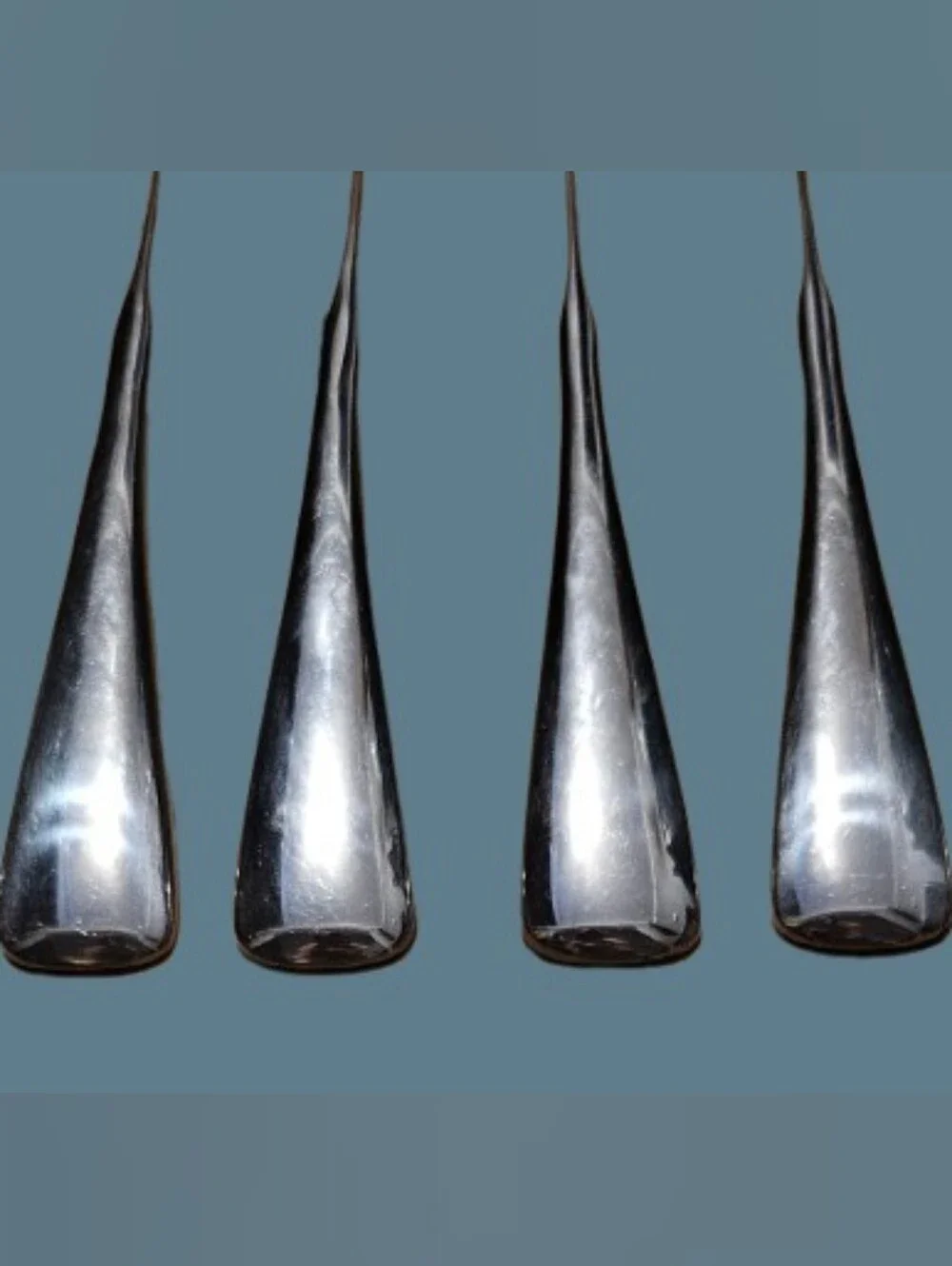 Towle Wave Glossy Angled Tip Stainless Steel Dinner Knives Set of 12